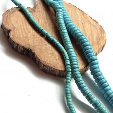 Perles Heishi howlite turquoise 4/6/8 mm