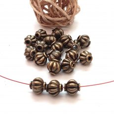 Perles Lanternes en métal bronze antique 8mm