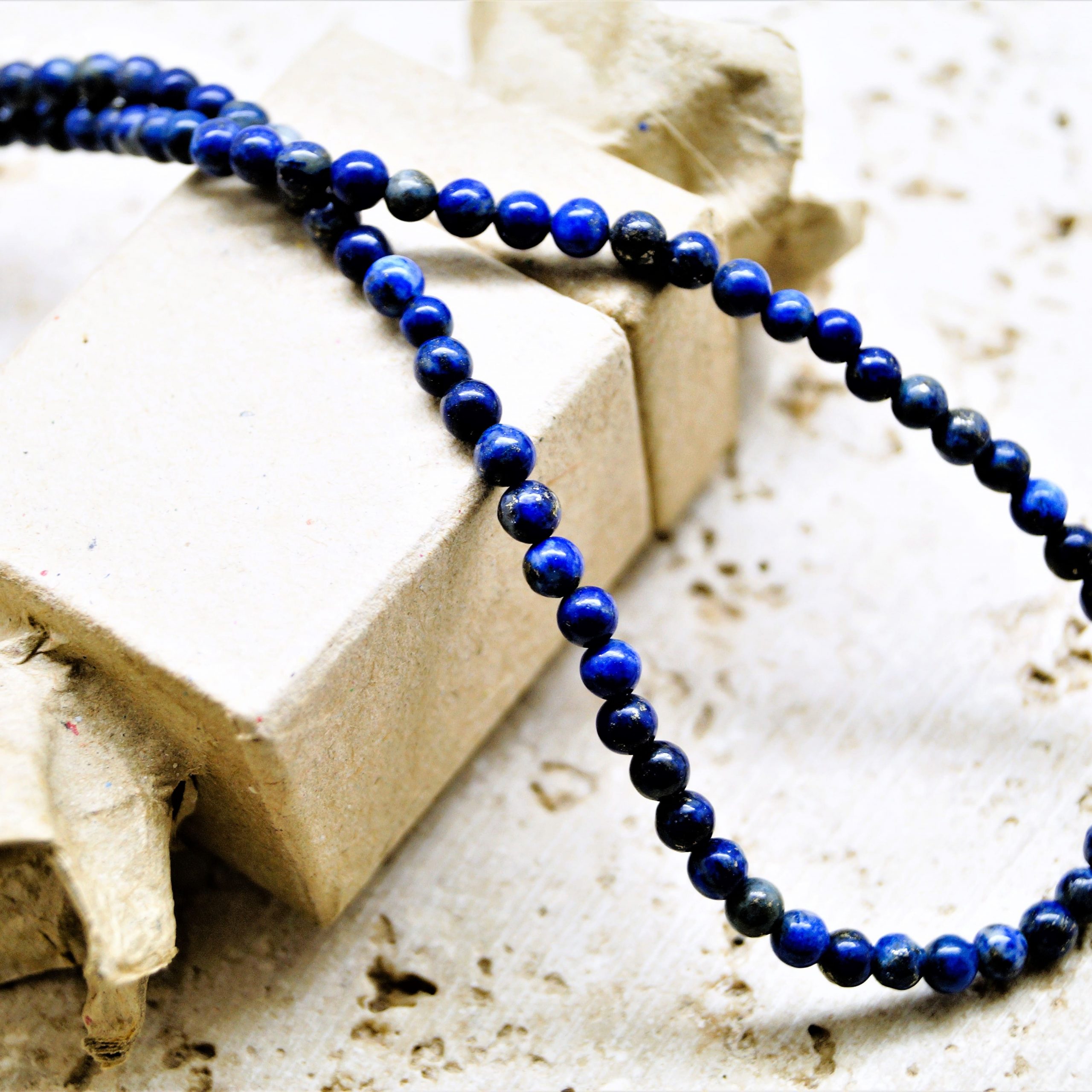 Perles lapis Lazuli naturel d'Afghanistan Grade A – Image 3