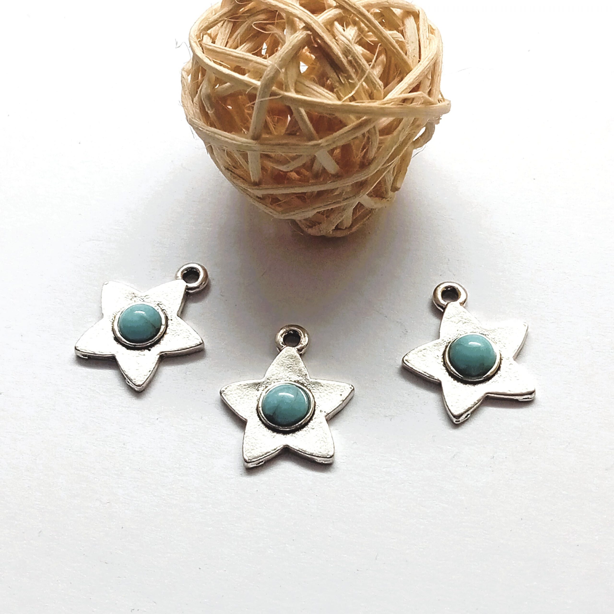 Breloques étoile argentée et howlite bleue 17mm par 2 – Image 9