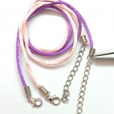 Colliers Cordon tressé polyester rose et violet avec chainette par 4