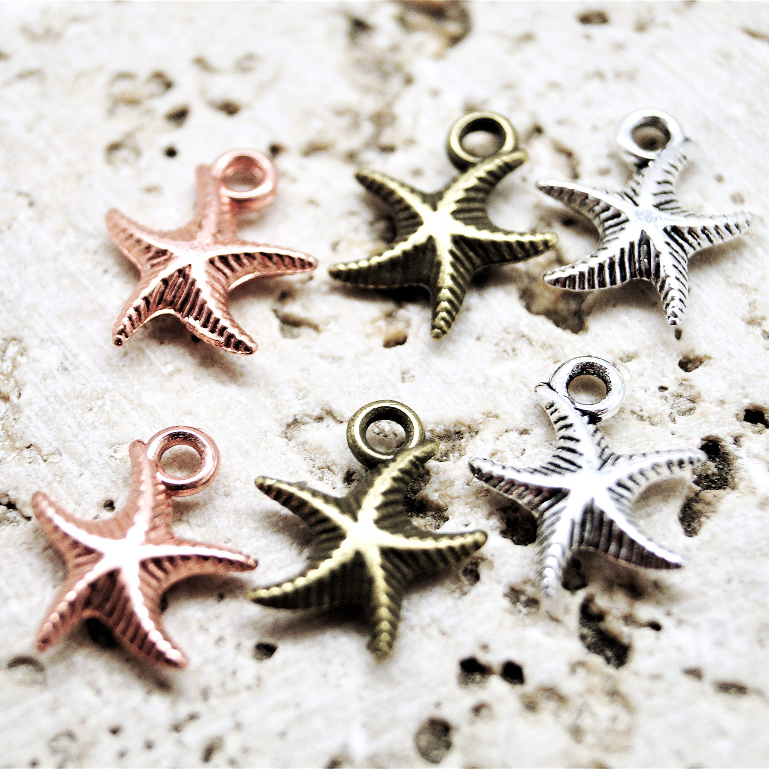 Lot de 10 breloques étoiles de mer en métal 17x14mm – Image 9